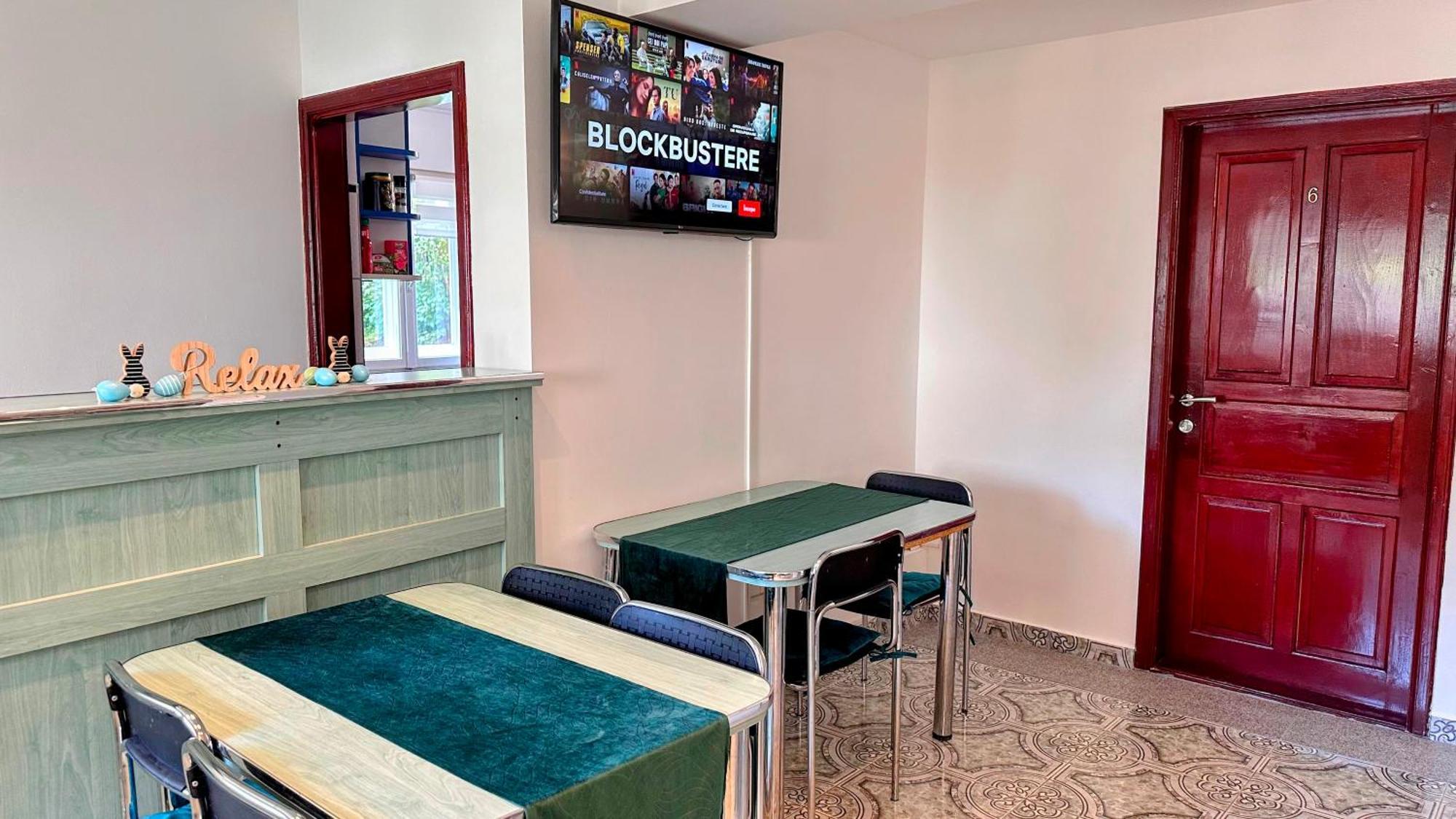 Valea Alba View - Self Check-In Hotel บุชเตนี ภายนอก รูปภาพ